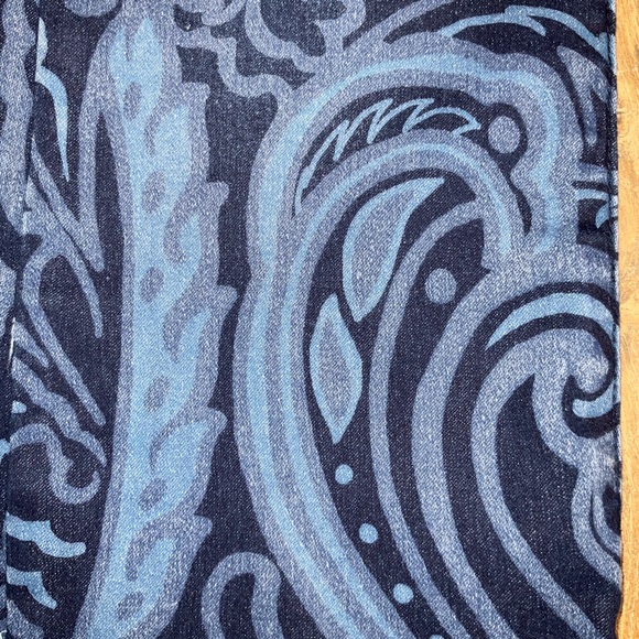 DG2 Diane Gilman paisley print medium wash bootleg jeans stretchy women’s sz 10p - Picture 2 of 6